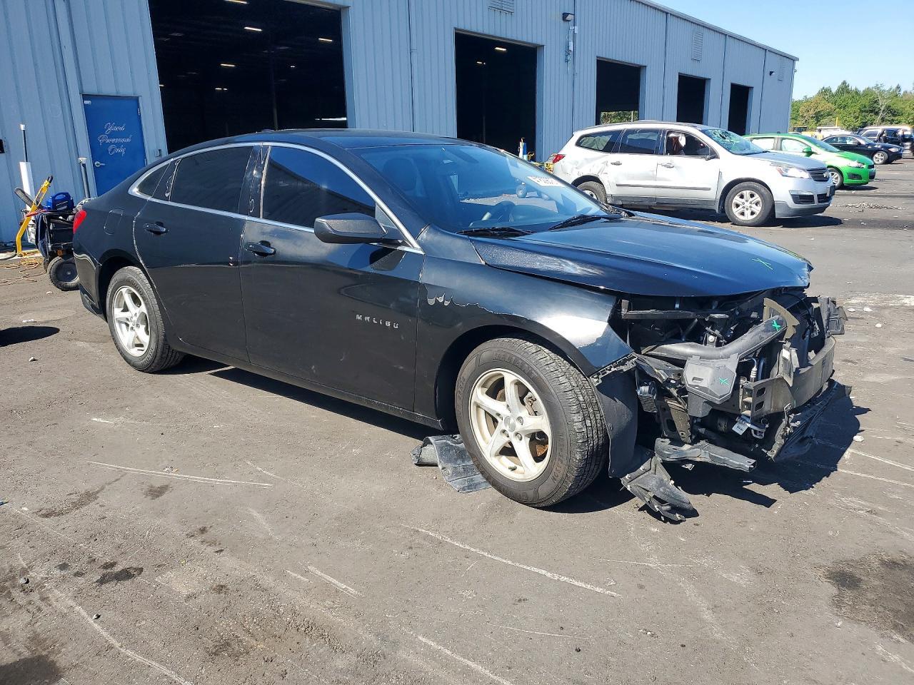 2018 Chevrolet Malibu Ls - Фото 4