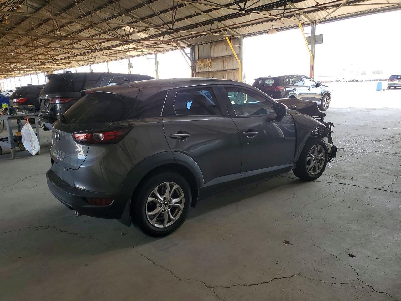 2020 Mazda Cx-3 Sport - Image 3