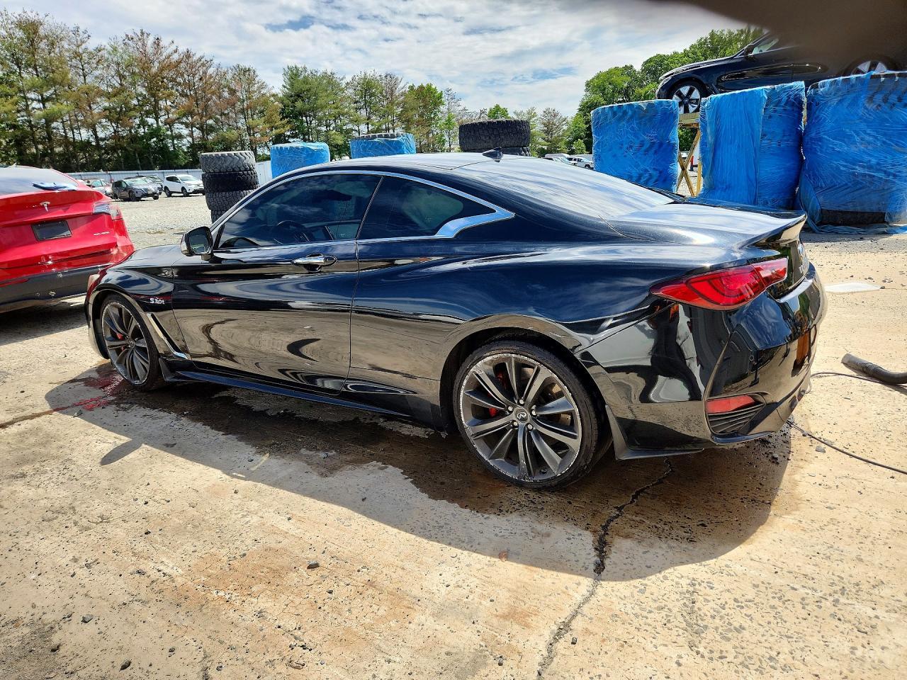 2019 Infiniti Q60 Red Sport 400 - Фото 2