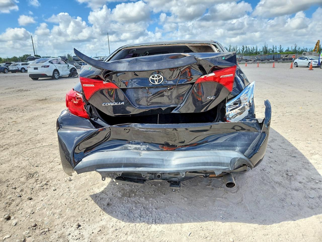 2018 Toyota Corolla Se - Image 6