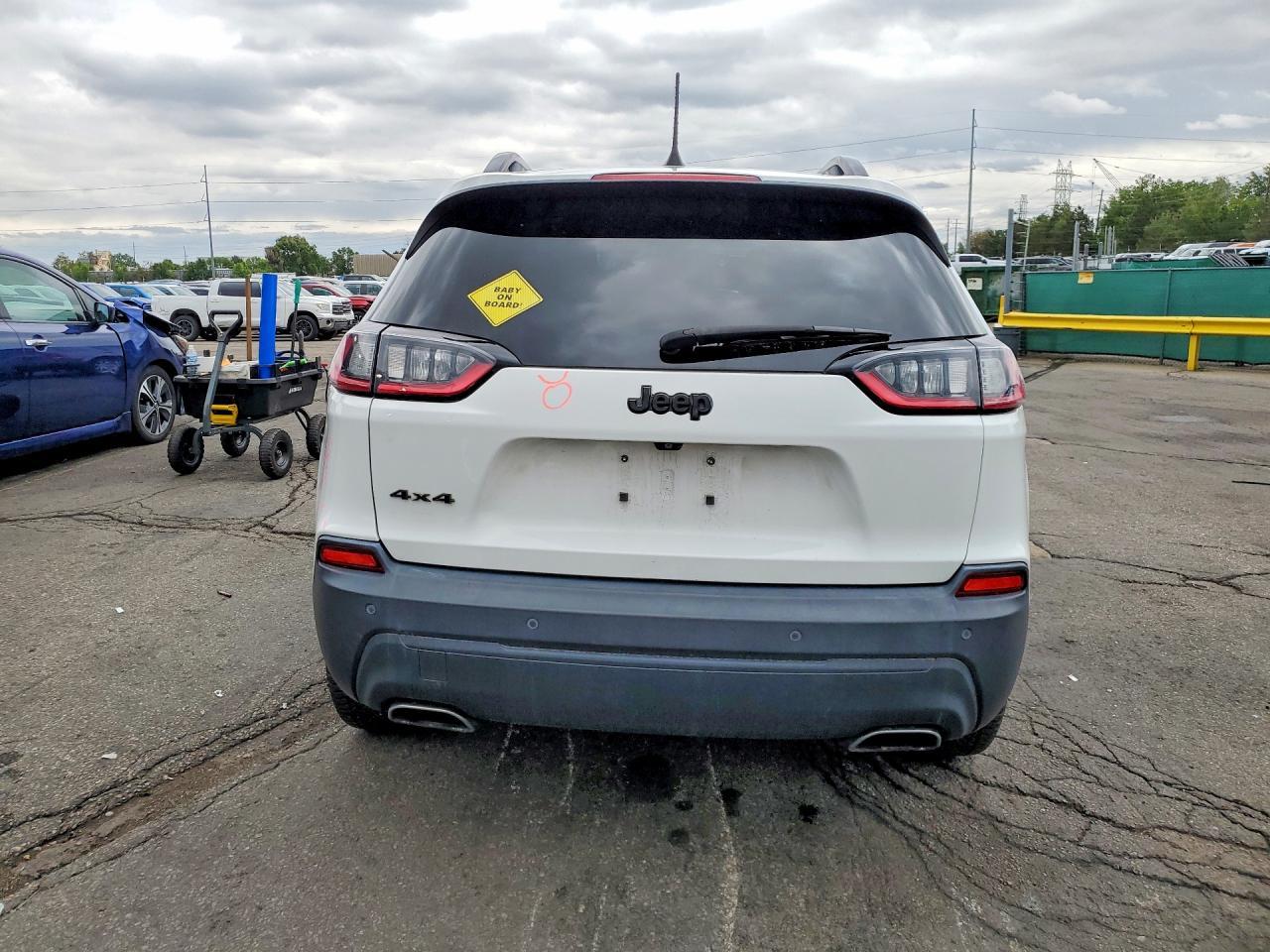 2019 Jeep Cherokee Latitude Plus - Фото 6