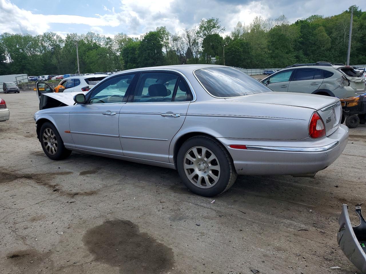 2004 Jaguar Xj8 - Image 2