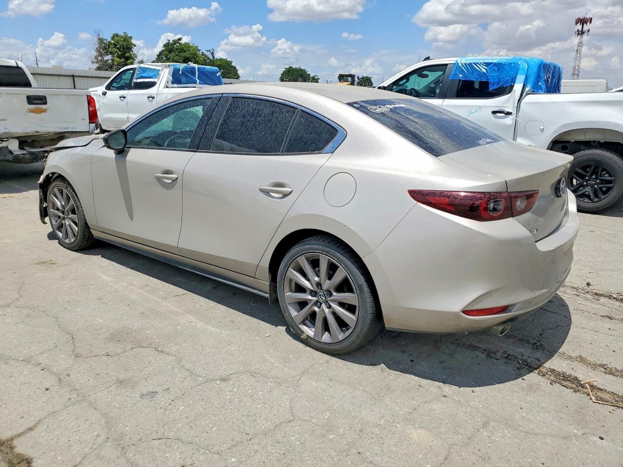 2023 Mazda 3 Select - Фото 2