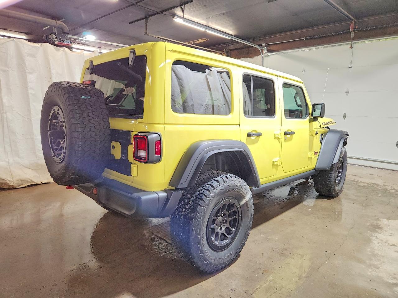 2023 Jeep Wrangler Rubicon - Image 3