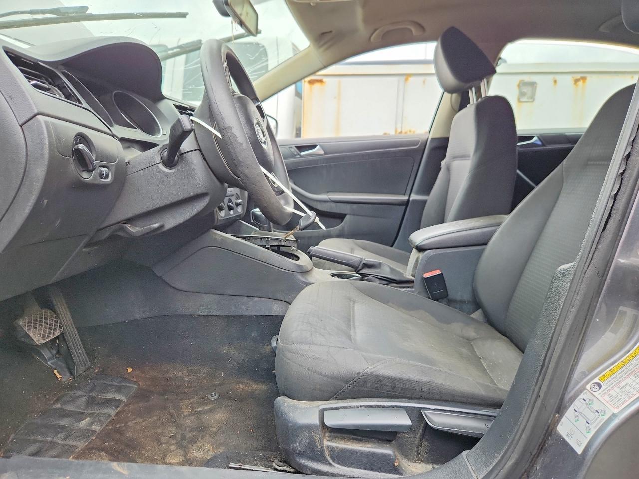 2016 Volkswagen Jetta S - Image 7