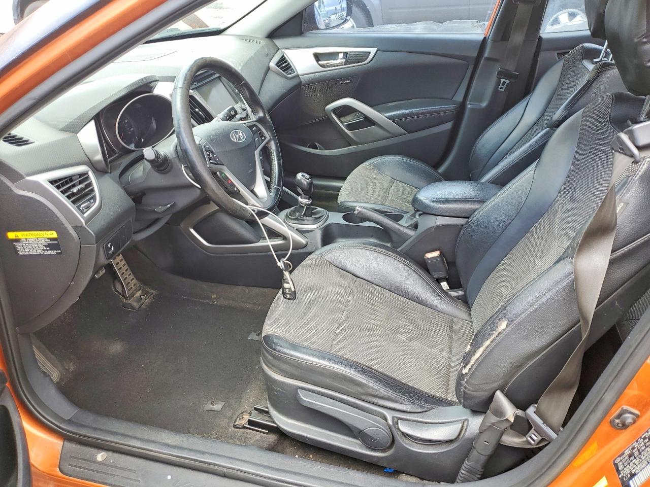 2013 Toyota Veloster Base - Фото 7