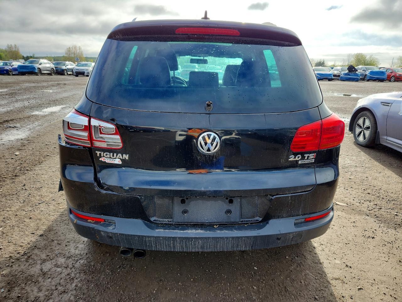 2015 Volkswagen Tiguan S - Image 6