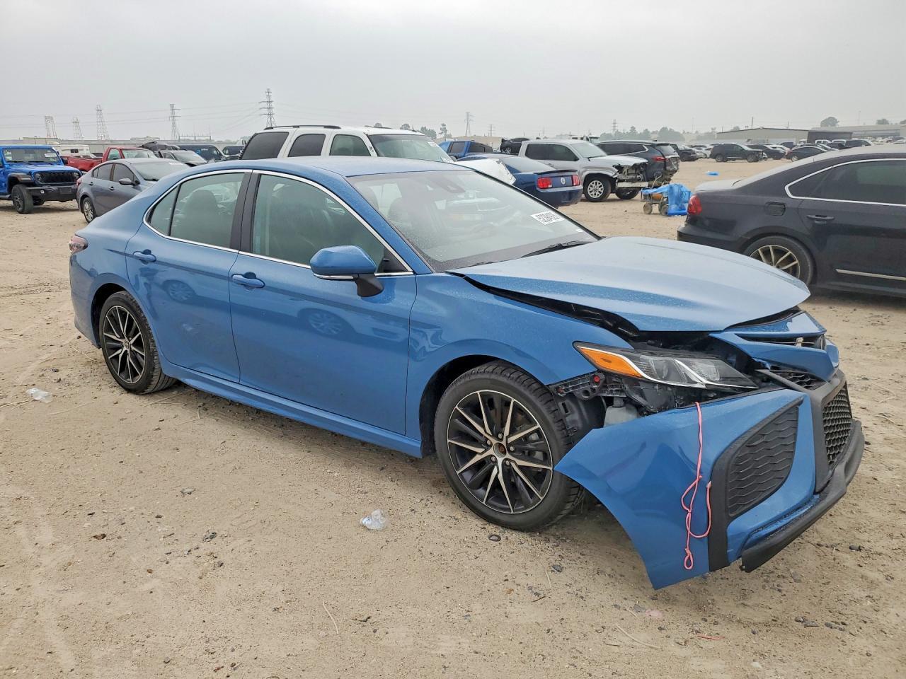 2024 Toyota Camry Se - Фото 4
