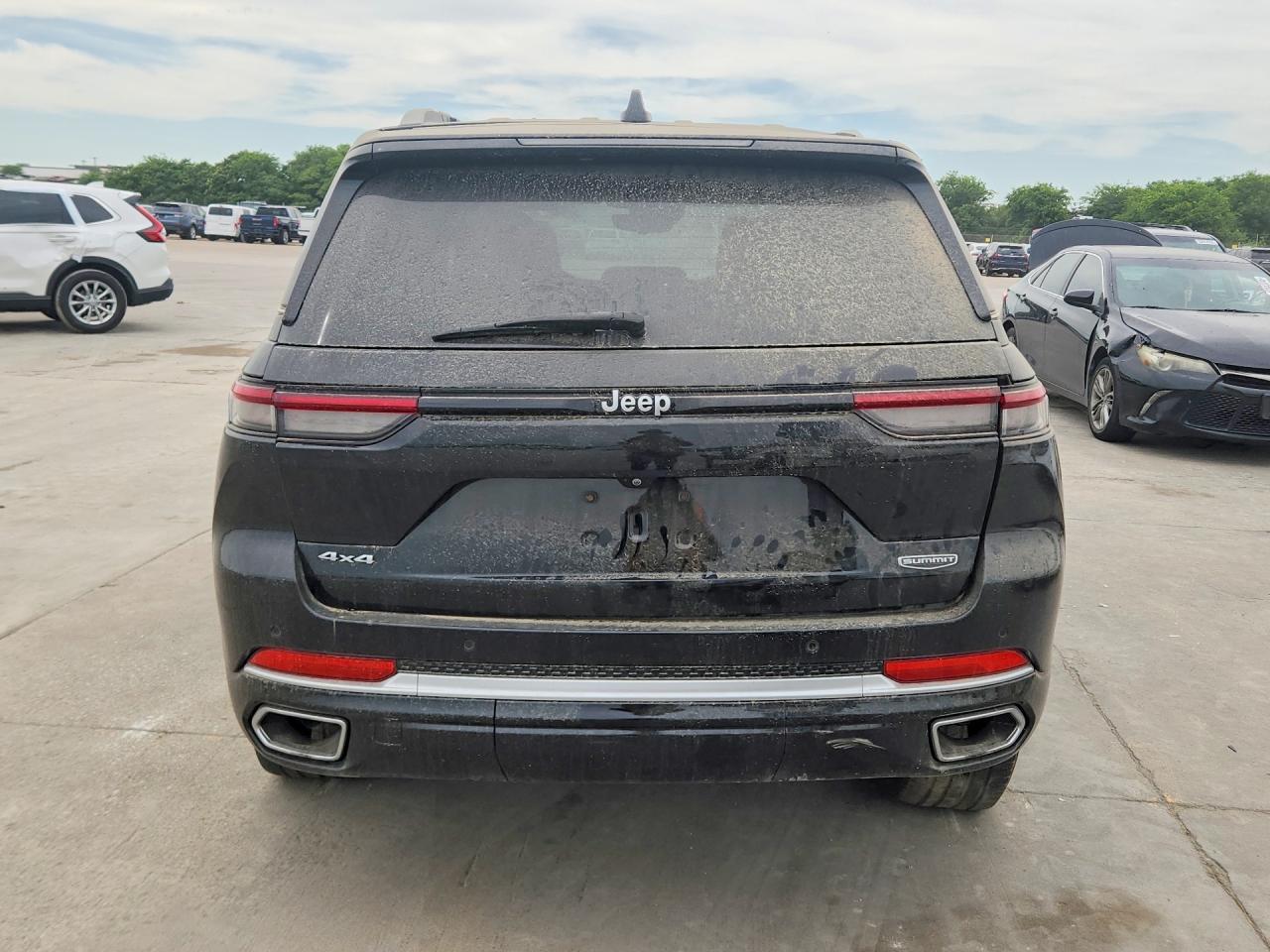 2022 Jeep Grand Cherokee Summit - Image 6