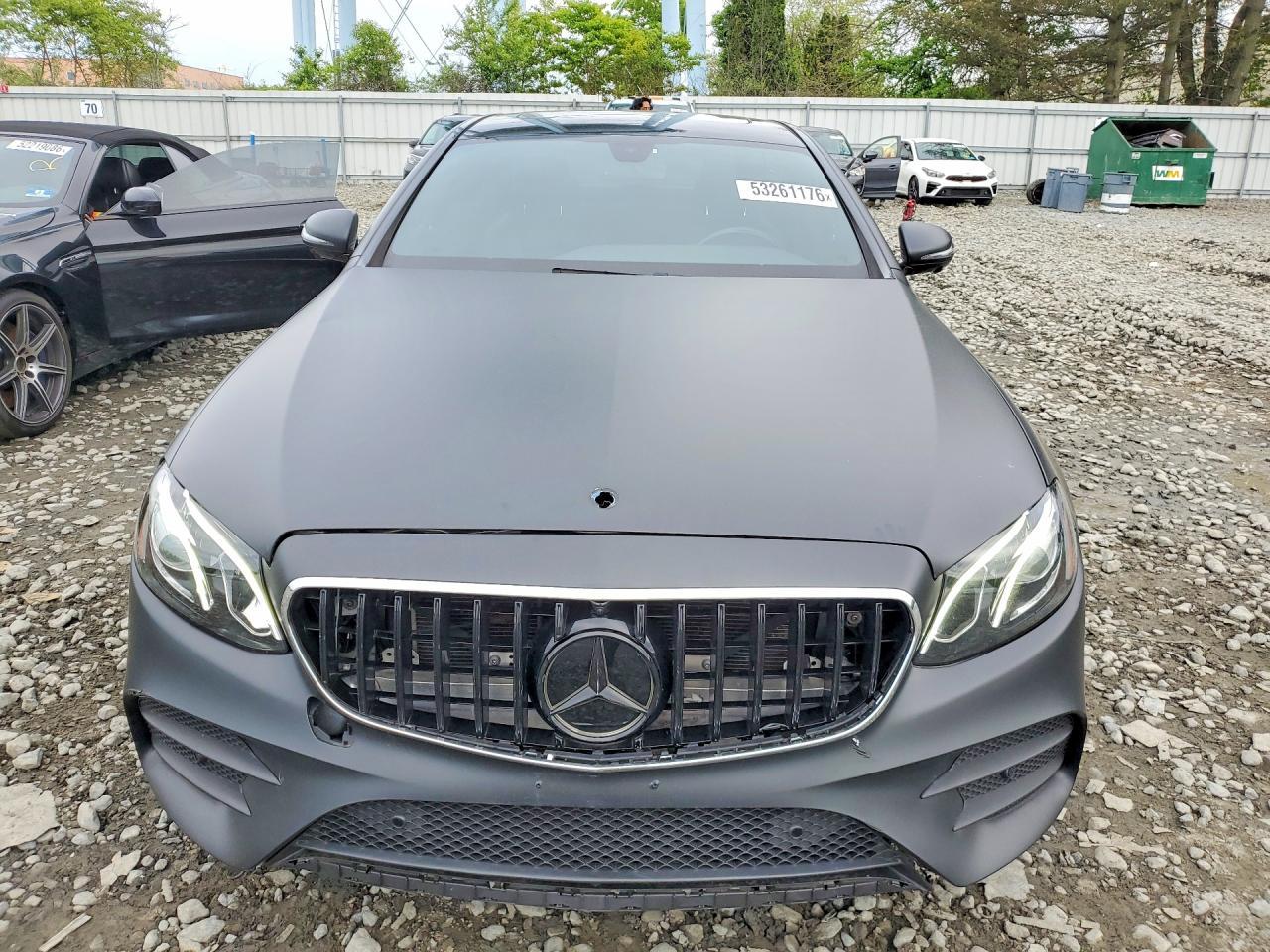 2019 Mercedes-Benz E 300 4Matic - Фото 5