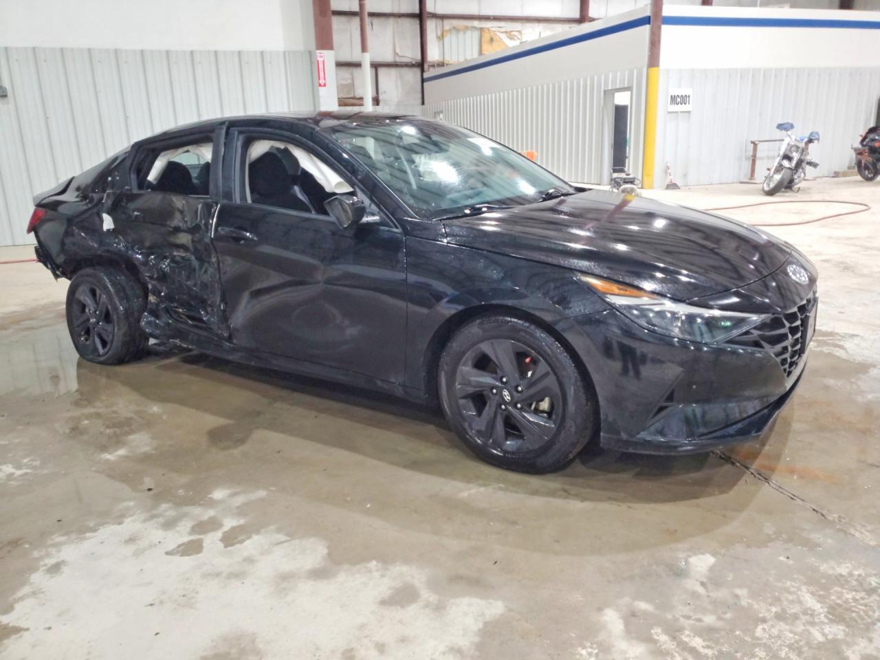 2023 Hyundai Elantra Sel - Фото 4