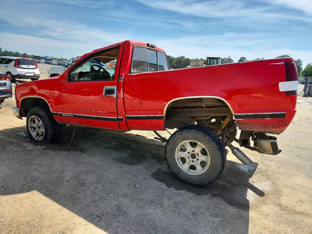 1996 Chevrolet Gmt-400 K1500 - Фото 2