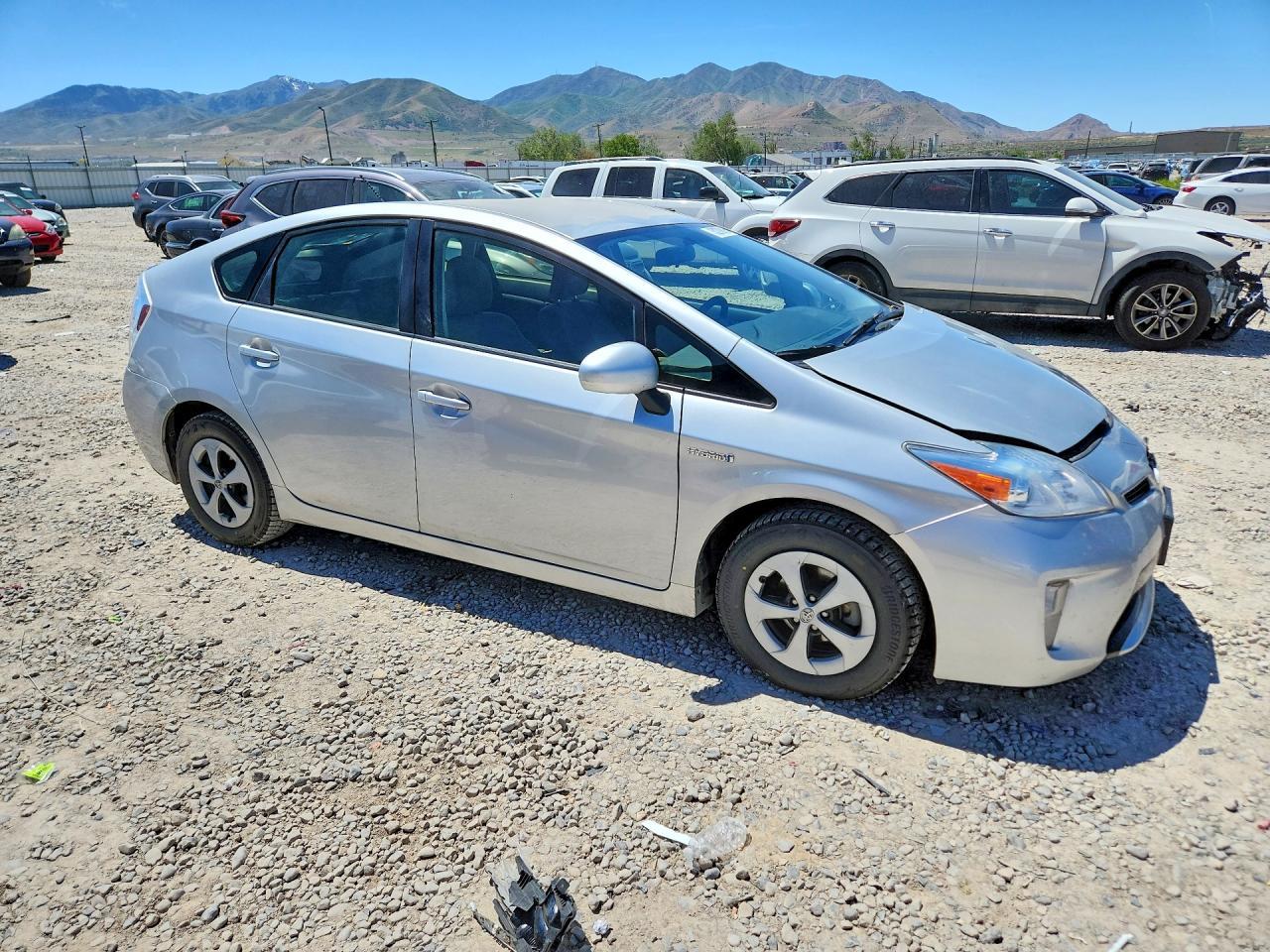 2015 Toyota Prius Two - Фото 4