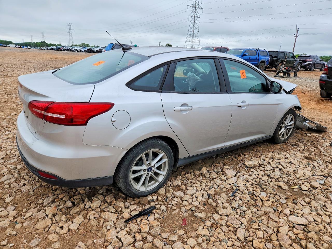 2017 Ford Focus Se - Фото 3