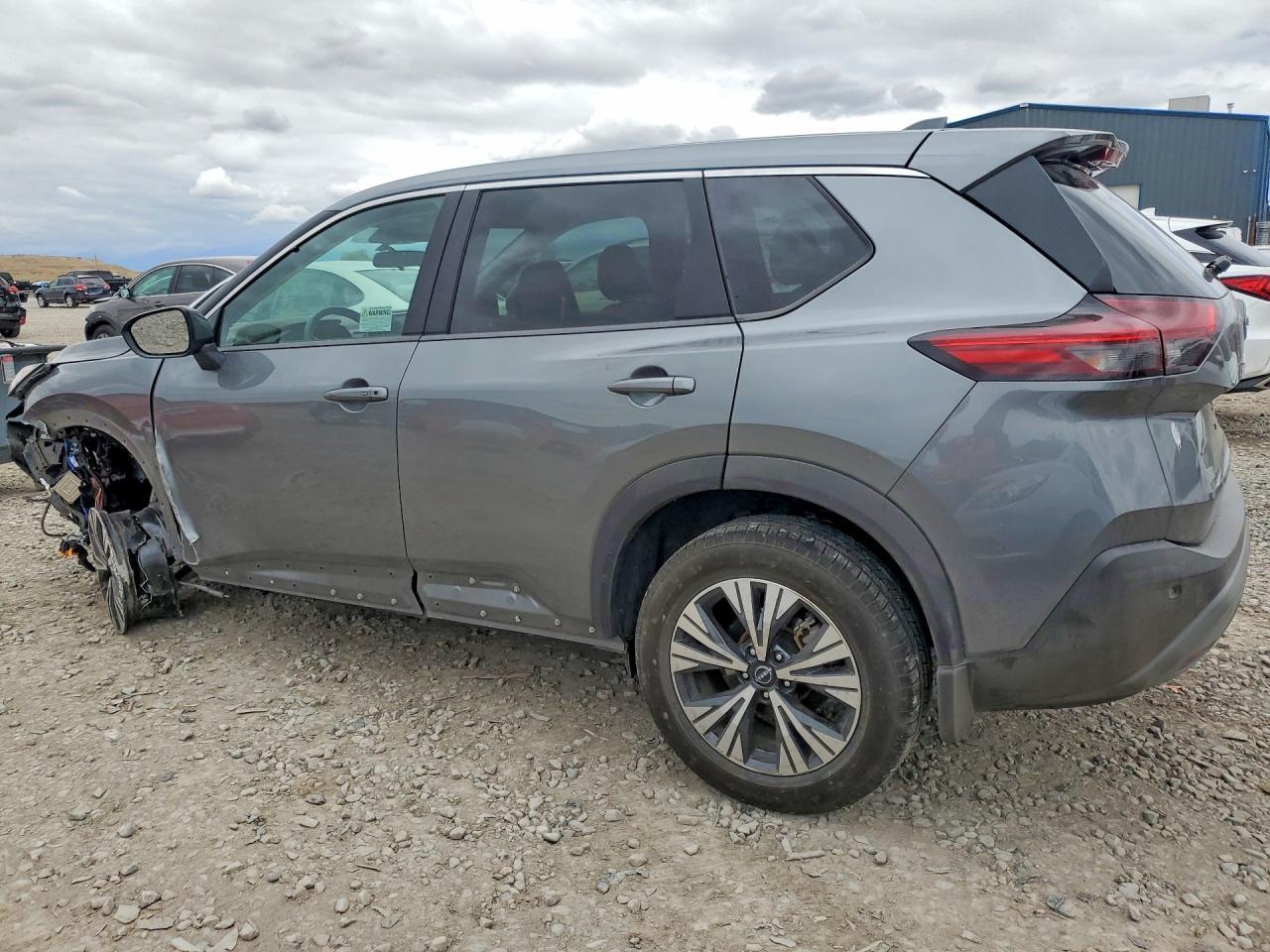 2023 Nissan Rogue Sv - Фото 2