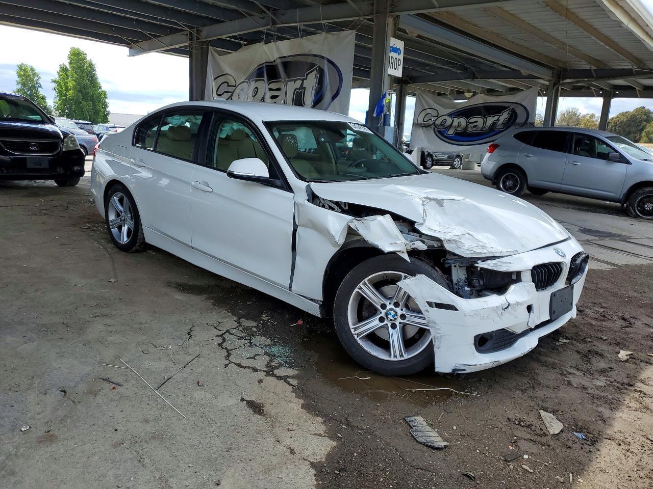 2015 BMW 320 I - Фото 4