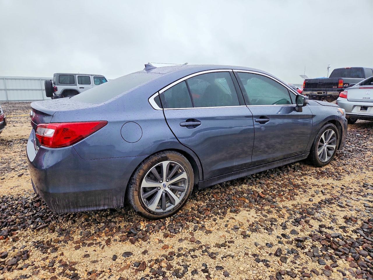 2016 Subaru Legacy 2.5I Limited - Фото 3