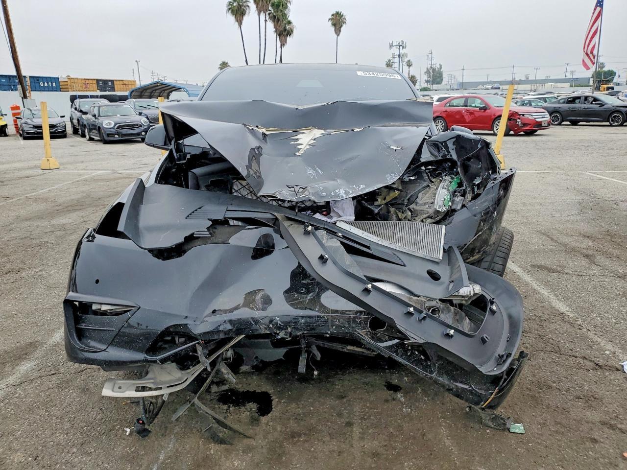 2022 Tesla Model Y - Фото 5