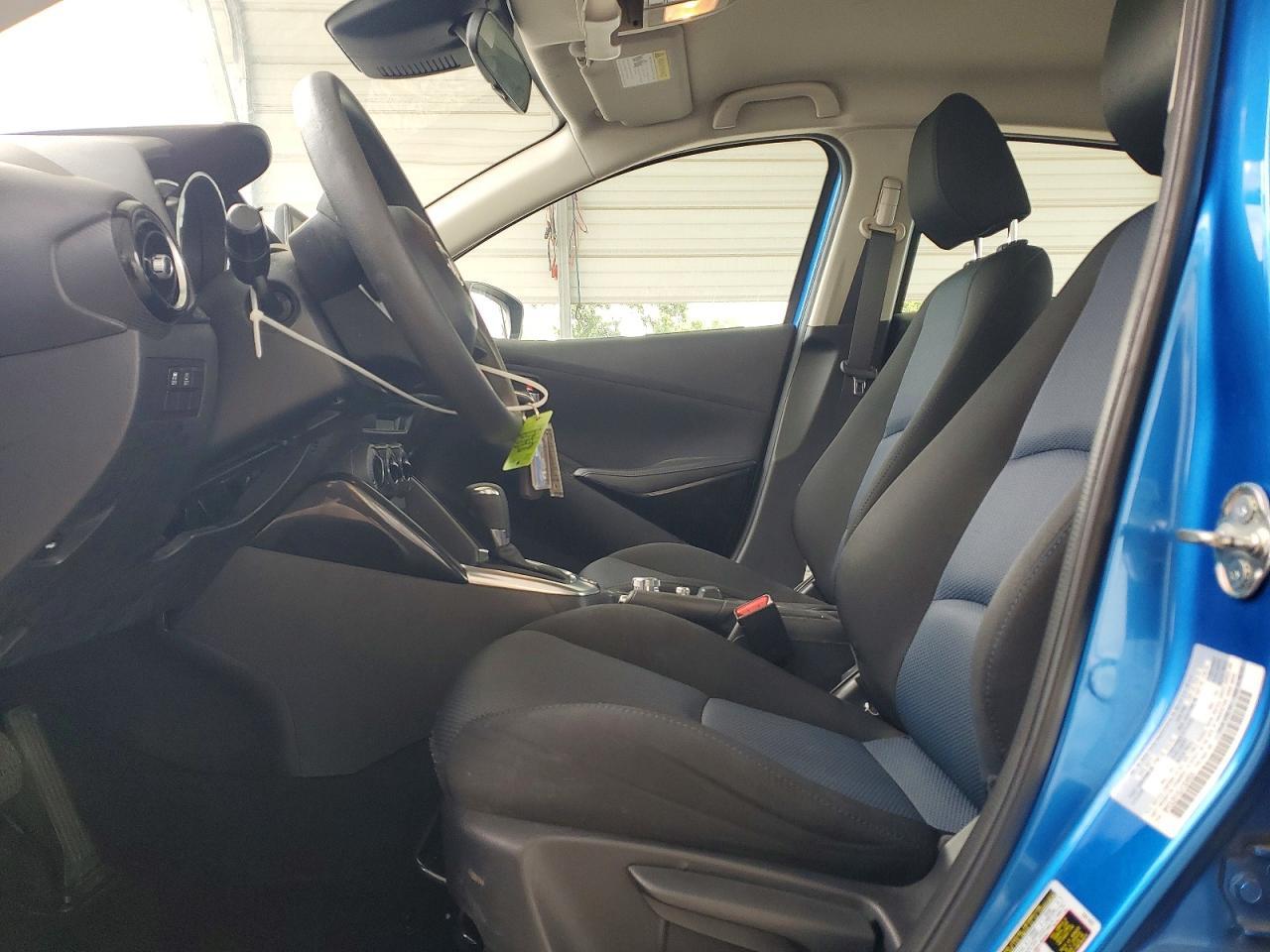 2018 Toyota Yaris Ia Base - Фото 7
