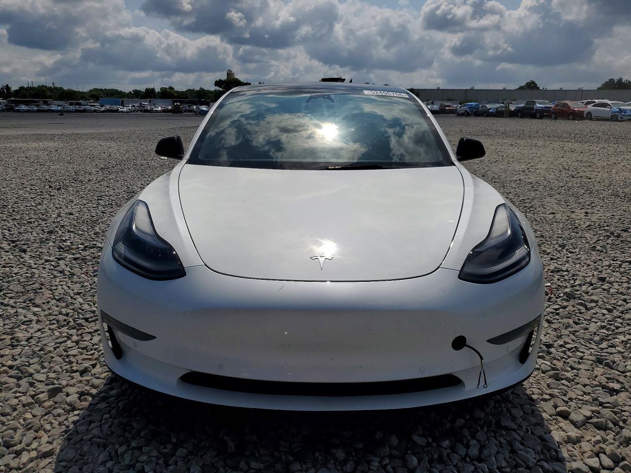 2022 Tesla Model 3 - Фото 5