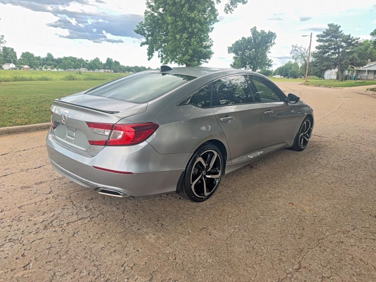 2022 Honda Accord Sport - Фото 4