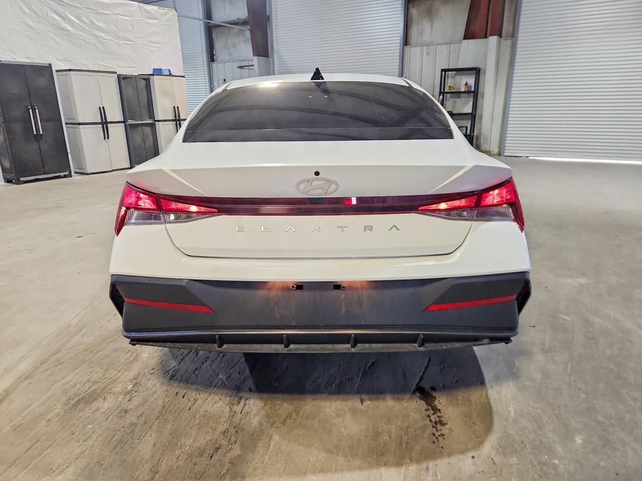 2024 Hyundai Elantra Sel - Image 6