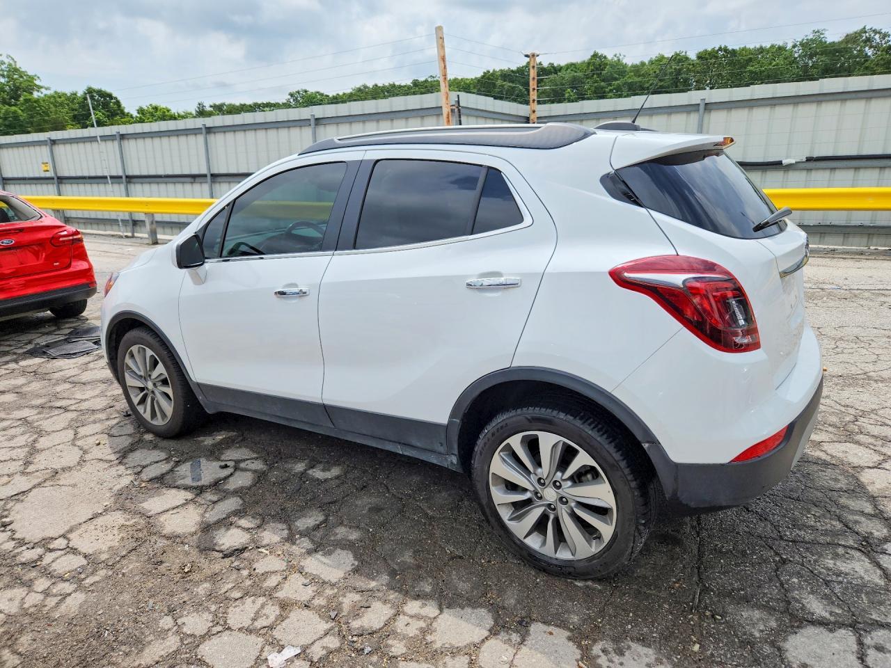 2020 Buick Encore Preferred - Фото 2