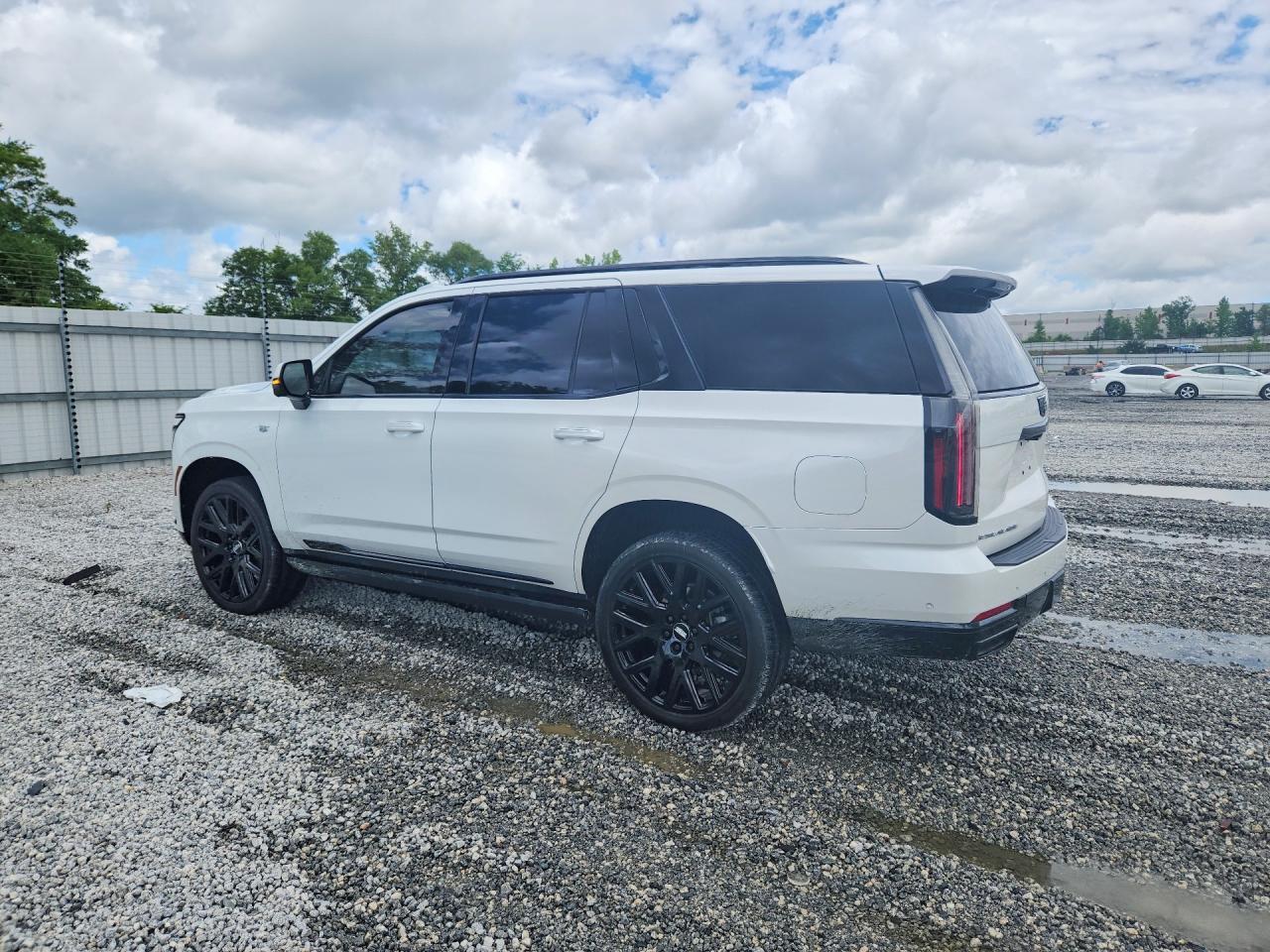 2025 Cadillac Escalade Sport Platinum - Фото 2