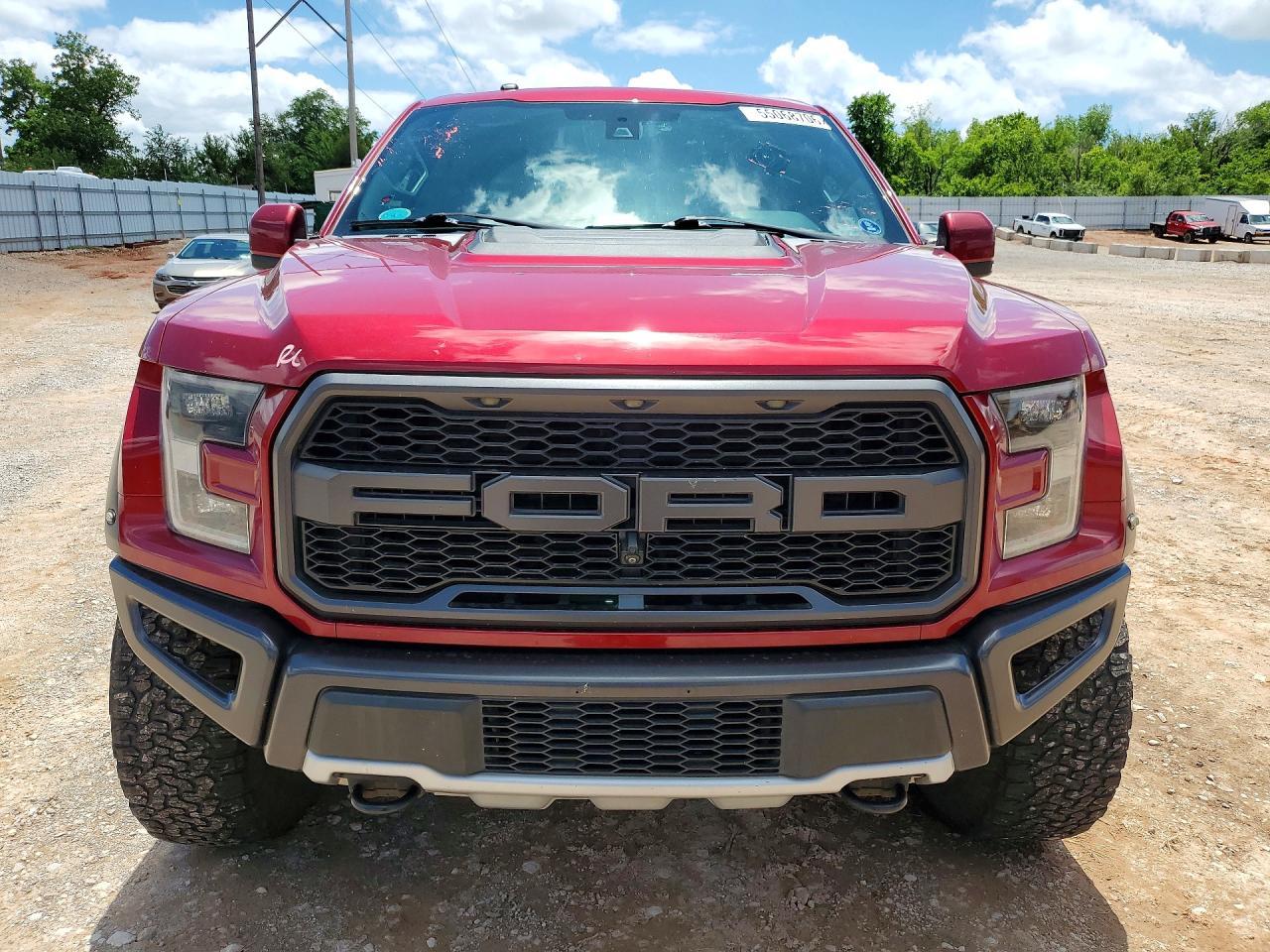2017 Ford F150 Raptor - Фото 5