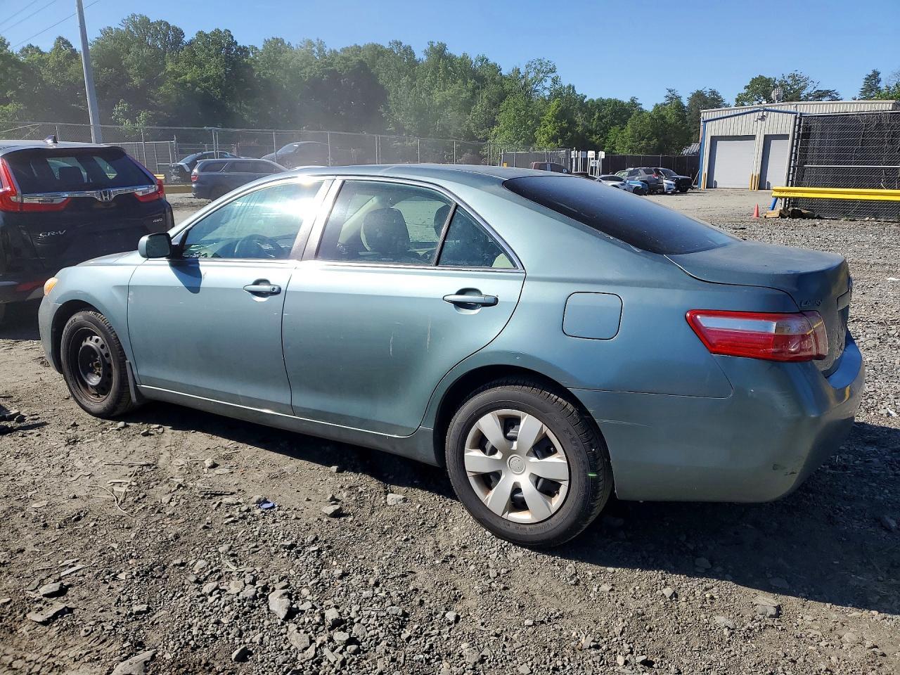 2008 Toyota Camry Le - Image 2