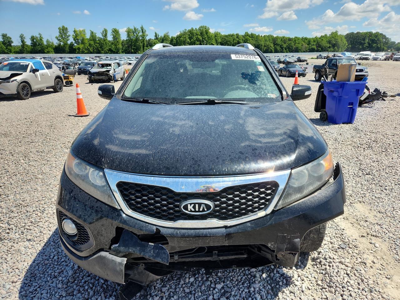 2013 Kia Sorento Lx - Image 5