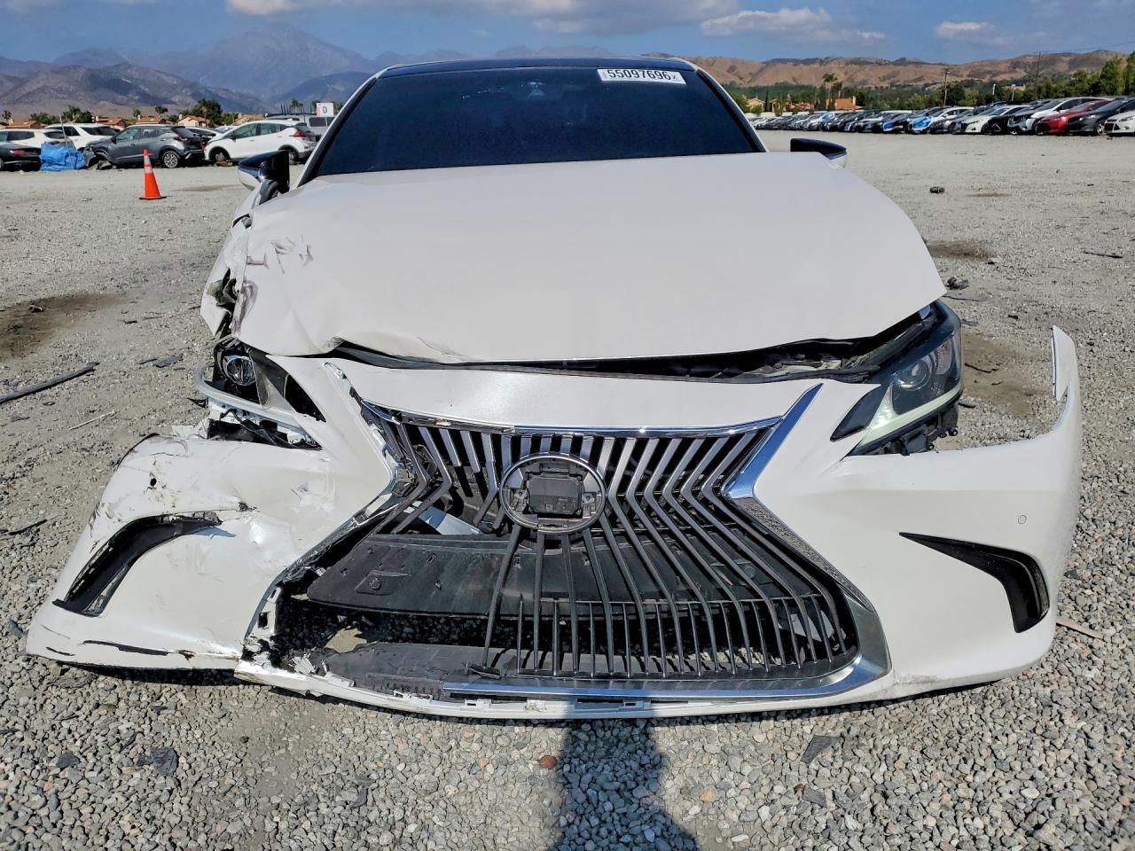 2020 Lexus Es 350 - Фото 5