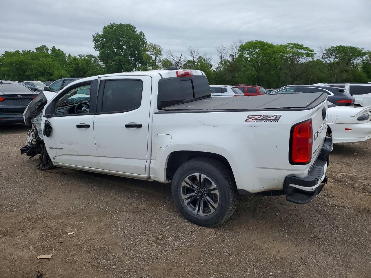 2021 Chevrolet Colorado Z71 - Фото 2