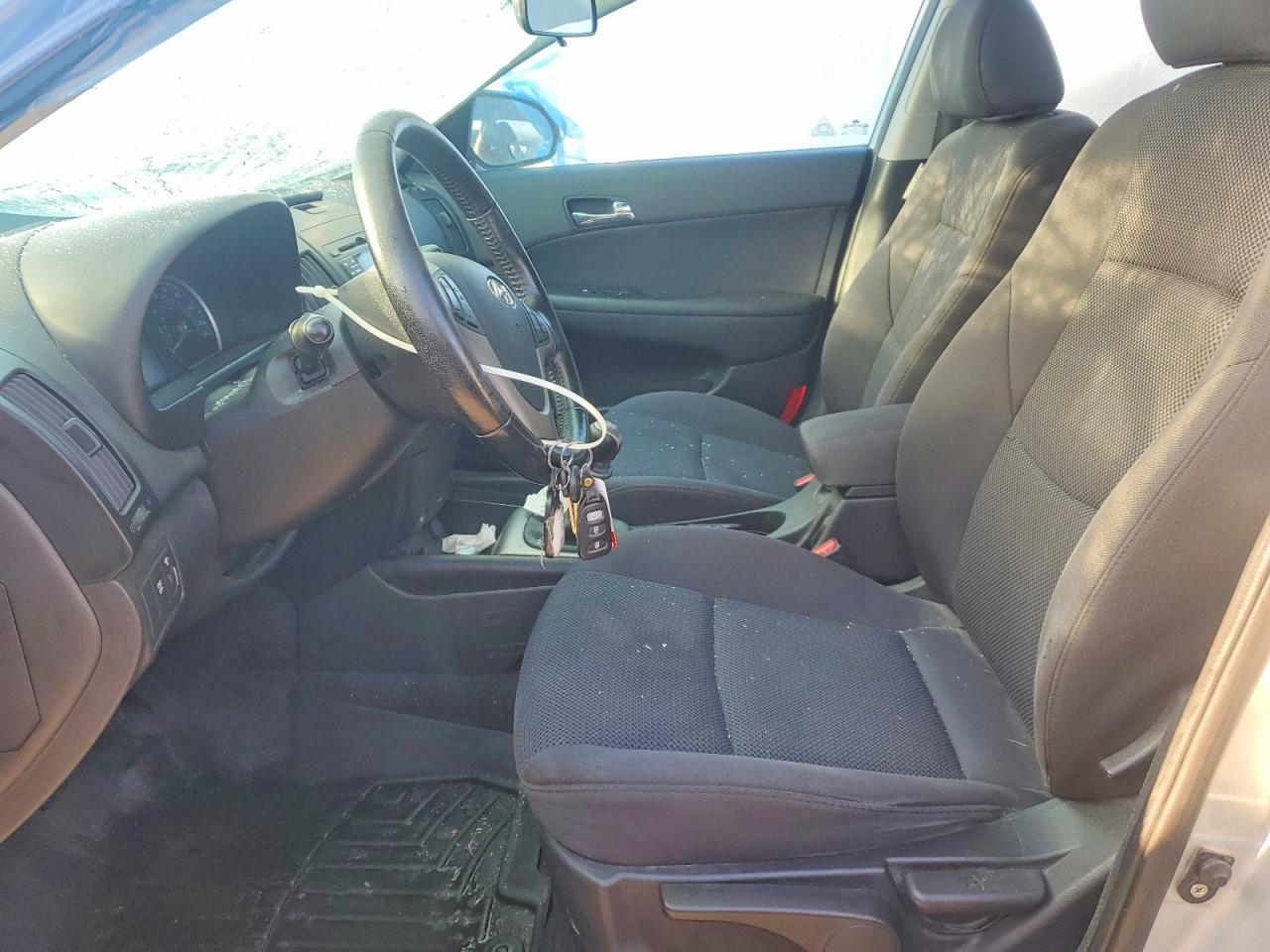 2010 Hyundai Elantra Touring Se - Image 7
