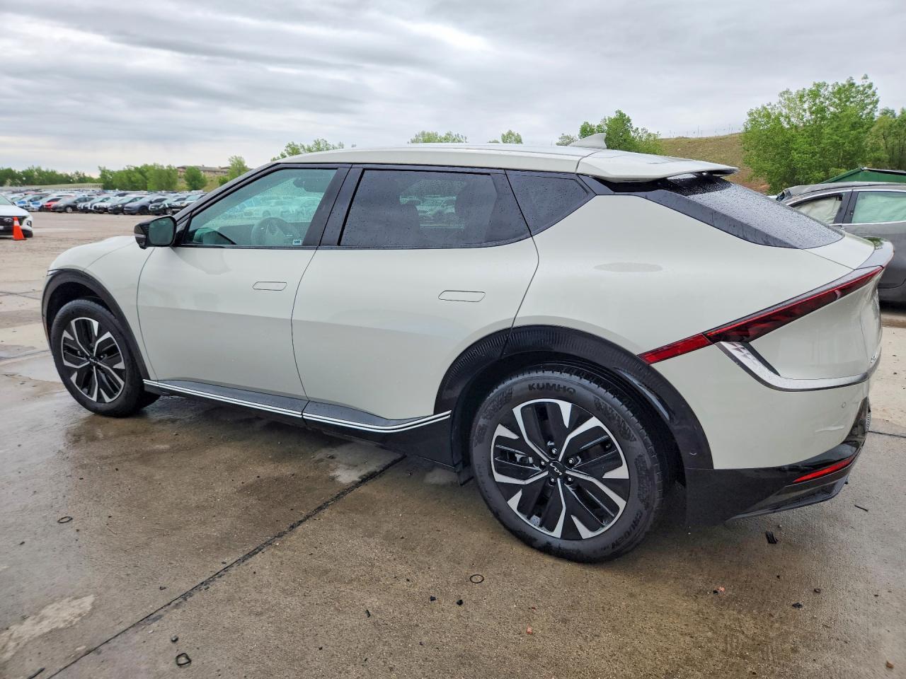 2024 Kia Ev6 Wind - Image 2