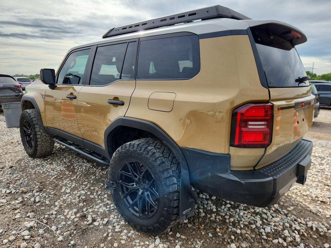 2024 Toyota Land Cruiser First Edition - Фото 2