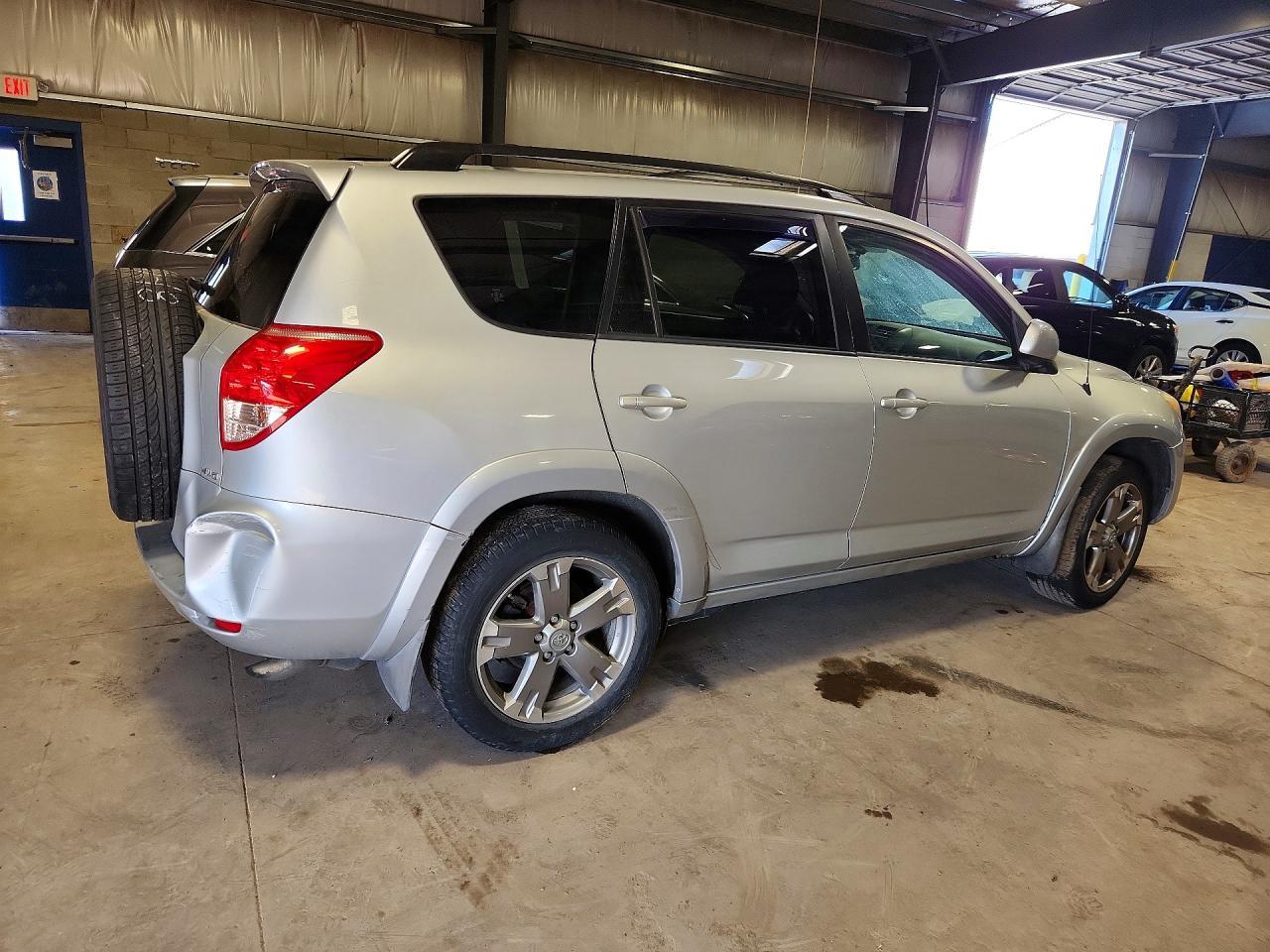 2008 Toyota Rav4 Sport - Image 3