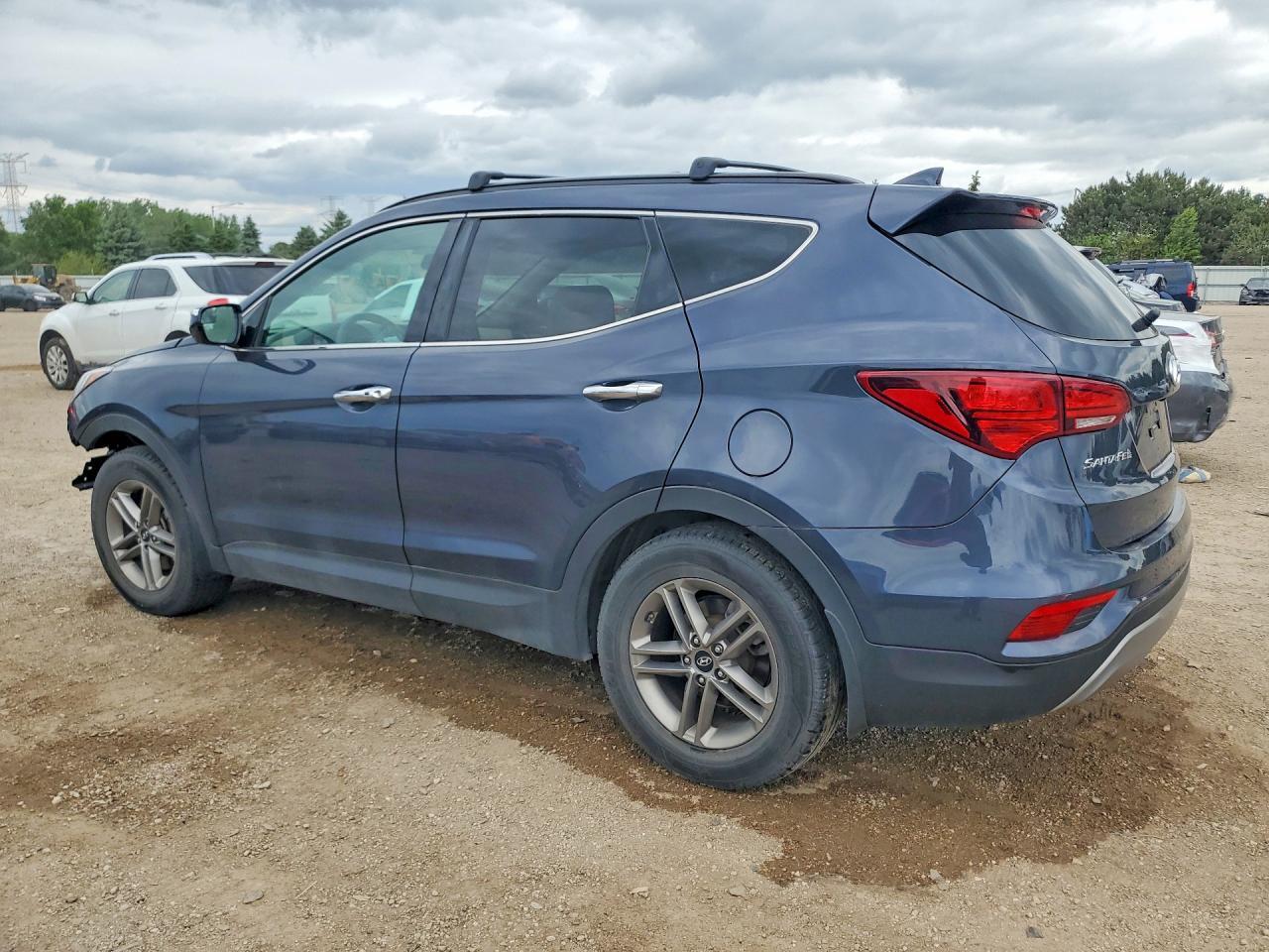 2018 Hyundai Santa Fe Sport 2.4L - Image 2