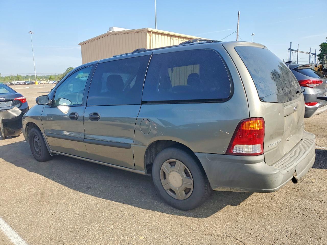 2001 Ford Windstar Lx - Фото 2