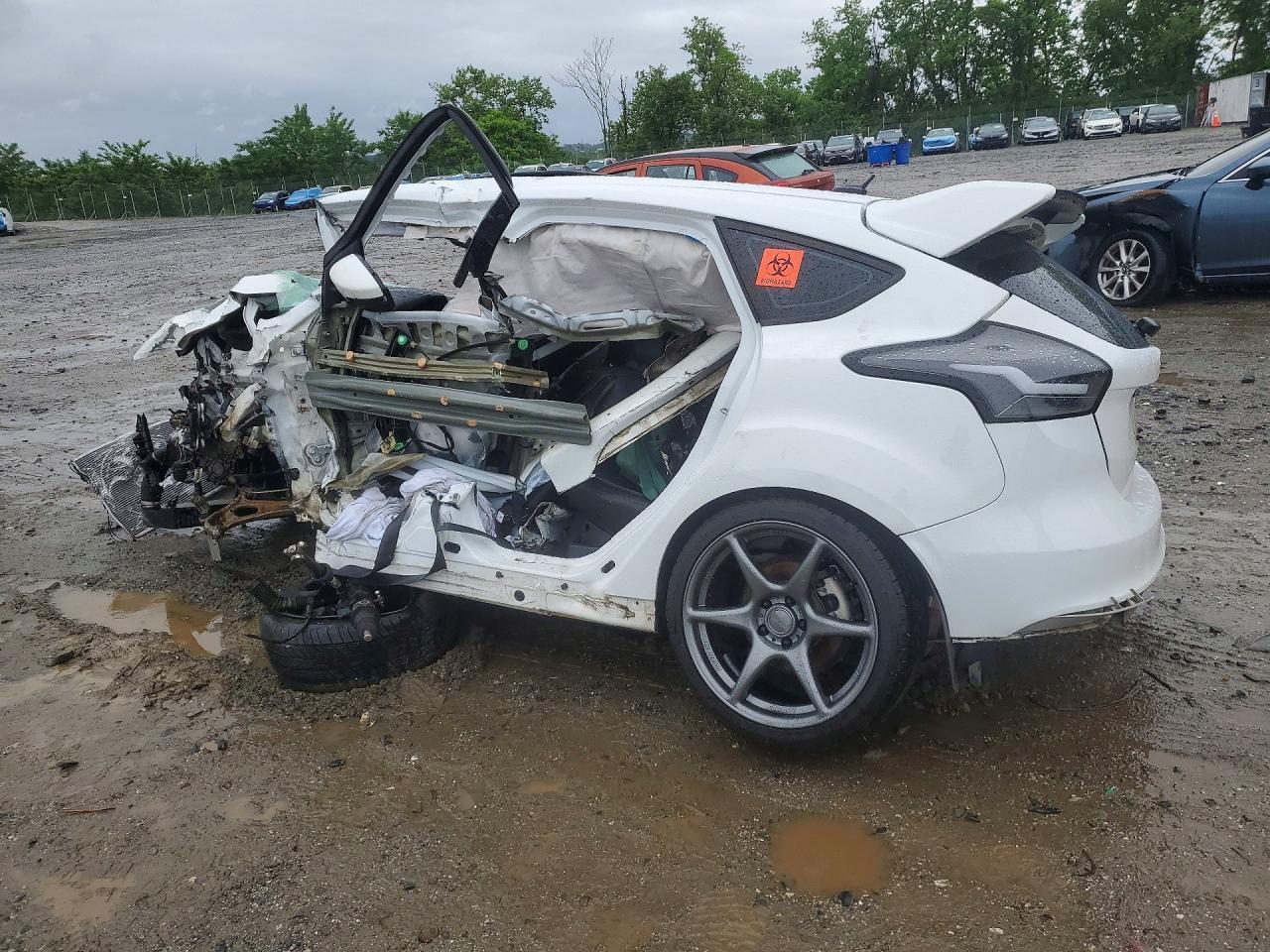 2018 Ford Focus St - Image 2