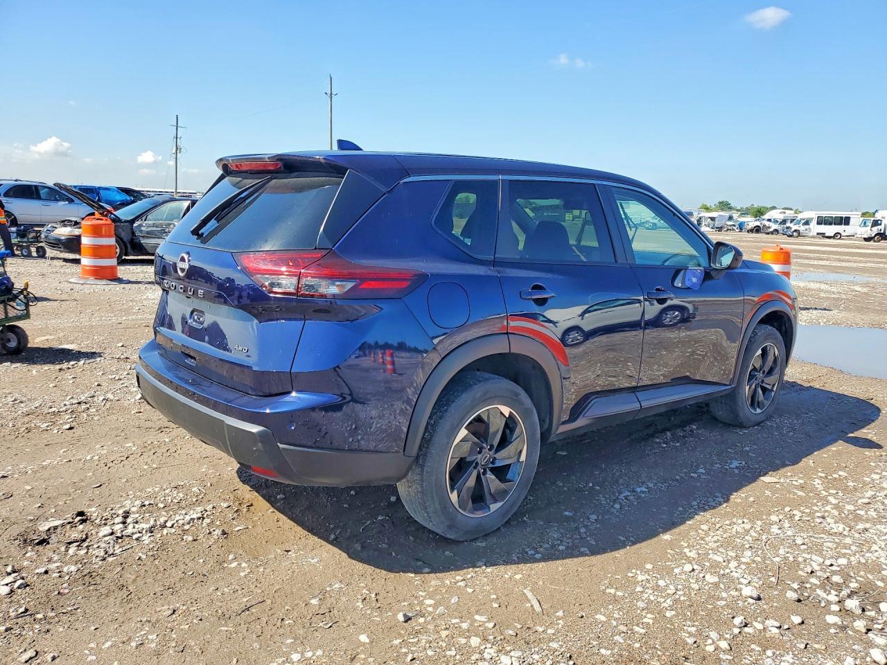 2025 Nissan Rogue Sv - Фото 3