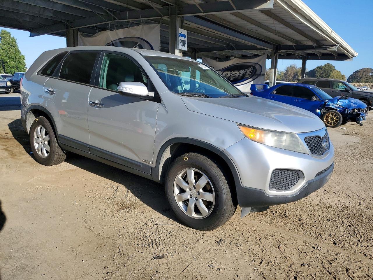 2011 Kia Sorento Lx - Фото 4