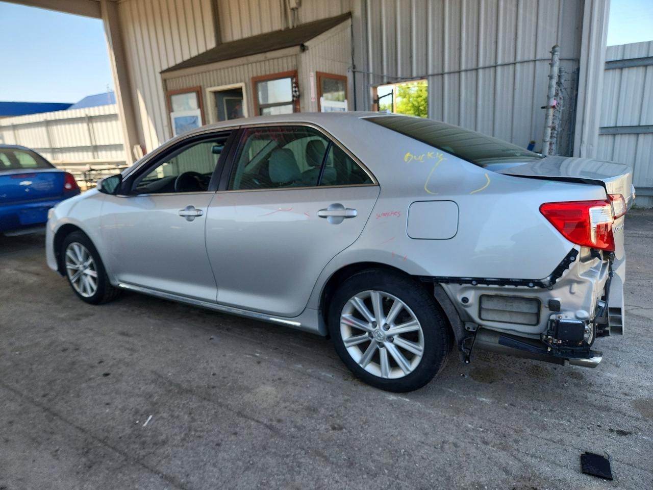 2014 Toyota Camry Xle V6 - Фото 2