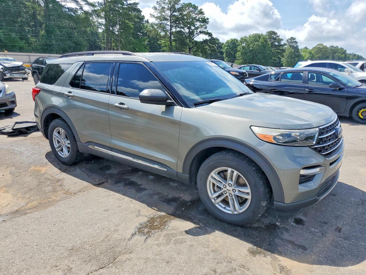 2020 Ford Explorer Xlt - Image 4