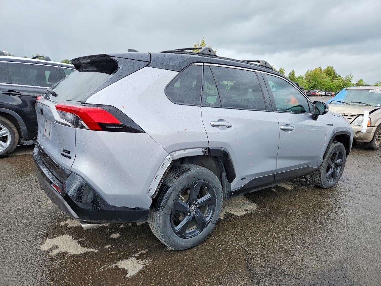 2021 Toyota Rav4 Xse - Image 3