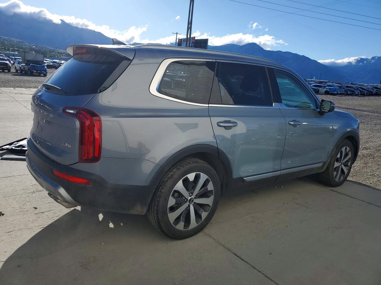 2021 Kia Telluride S - Фото 3