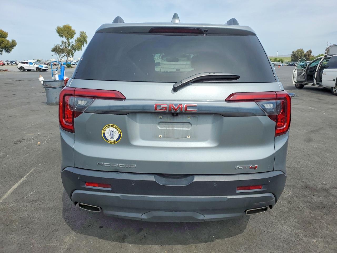 2023 GMC Acadia At4 - Фото 6