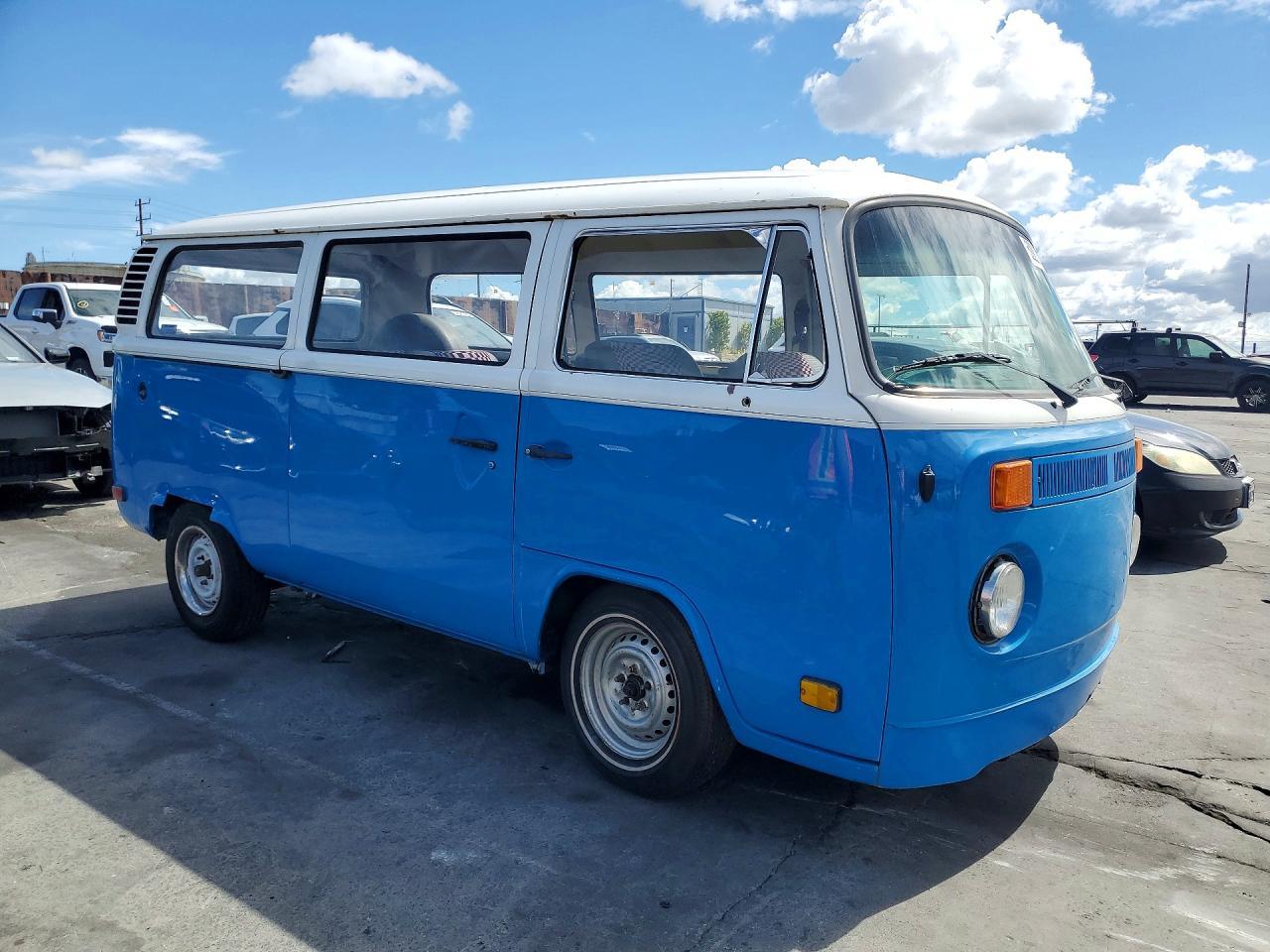 1974 Volkswagen Super Beet - Фото 4