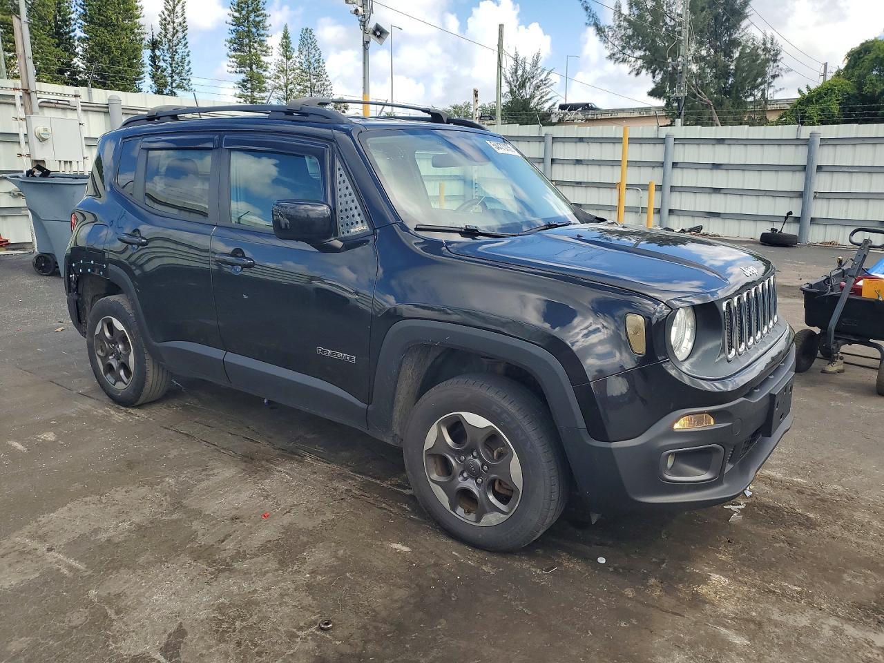 2016 Jeep Renegade Latitude - Фото 4