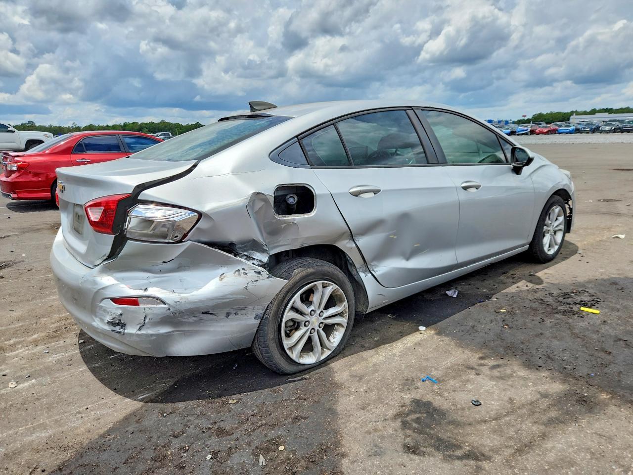 2019 Chevrolet Cruze Ls - Фото 3